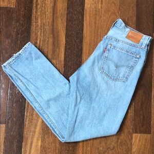Levi's Classic 501 Distressed Women’s Jeans